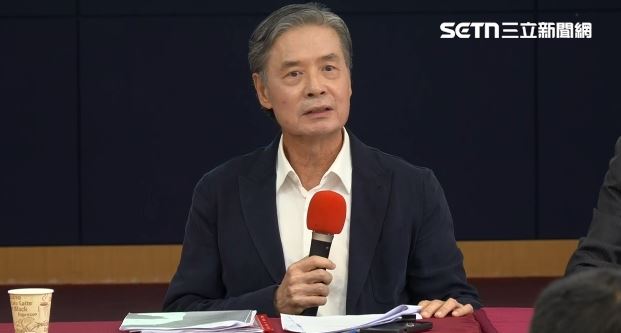 金溥聰指，蕭旭岑、王光慈兩個人薪資就佔了基金會整體薪資的49.4%（圖／翻攝畫面）