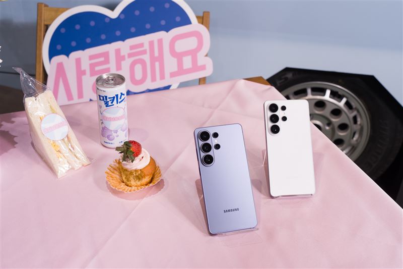 Galaxy S26旗艦系列最高回饋超過12,000元,最低分期月付1,642元就能入手Galaxy S26 Ultra。(圖/品牌業者提供)