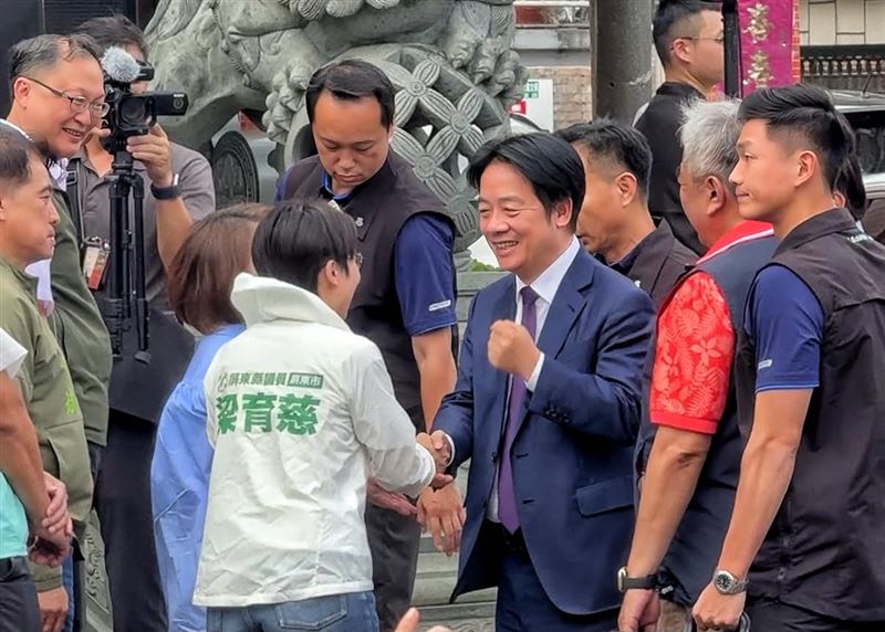 屏東縣黨部25日確定徵召屏東縣議員梁育慈參選屏東市長,挑戰欲選連任的國民黨周佳琪,總統賴清德日前特地南下替她加油打氣。(圖/翻攝自梁育慈臉書)