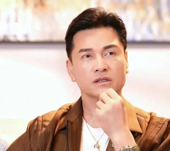 70歲港星呂良偉近日在社群平台分享往事。（圖／翻攝自微博）