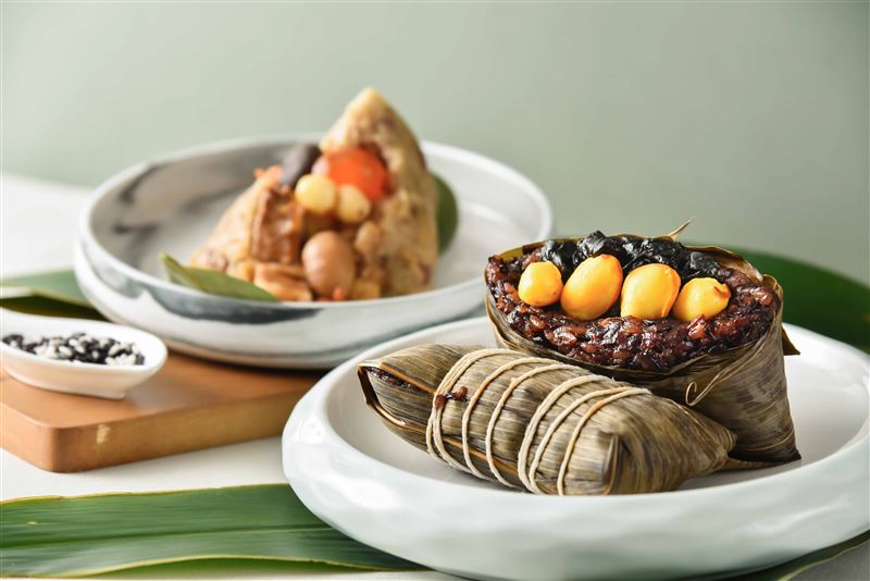 高雄福華江南春「鳳眼桂圓豆沙粽」蜜香與甘甜交織,口感優雅細膩。(圖/高雄福華提供)