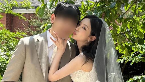 尹廈情婚紗照首度曝光　未婚夫神似朱智勛