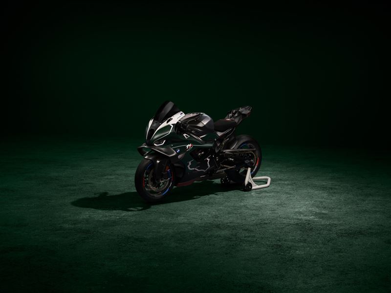 M 1000 RR Isle of Man TT全球限量115台。(圖/翻攝BMW網站)