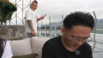 館長地陪太正"神似湯唯"　小宇聊到臉紅了