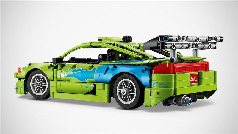 樂高《玩命關頭》Mitsubishi Eclipse共由827塊積木組成。（圖／翻攝Lego網站）