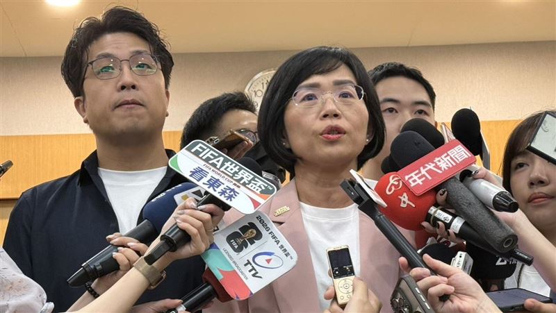 綠雙母雞戰雙北?沈伯洋:我是「脖」洋