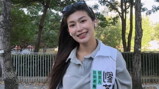 獨／小草女神劉芩妤爸爸是他…超大咖歌手