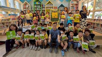 新屋社子國小學童「與作家王文華有約」