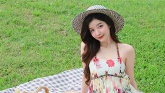 蘇小軒懷二寶　霸氣喊胖了沒差