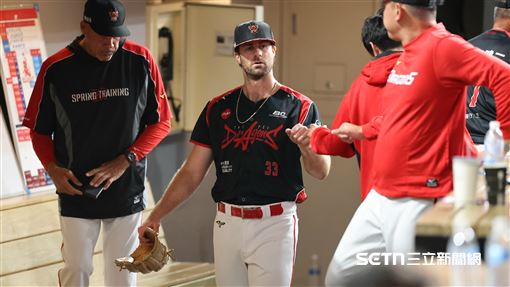 蔣銲自認不是黑馬　喊郭天信守備MLB水準