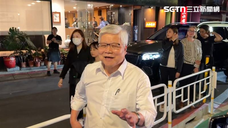 傳「取消出差談分紅爭議」 魏哲家3字回應