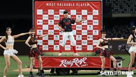 中職37年例行賽，味全龍指定打擊劉俊緯獲選單場MVP。（圖／記者劉彥池攝影）