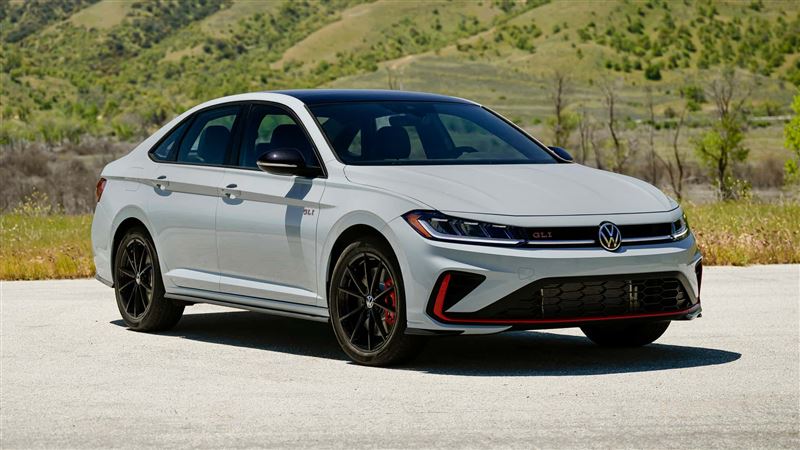 2027年式Jetta GLI已取消六速手排配置。(圖/翻攝Volkswagen網站)