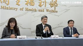 食藥署今日舉辦「化粧品製造場所全面實施GMP」記者會。（圖／記者蔣季容攝影）