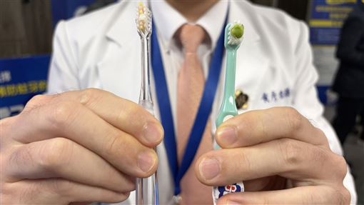 解含氟牙膏迷思　藥師曝「豌豆」用量原則