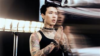 Marz23突收「深色不明物體」　一用就愛上