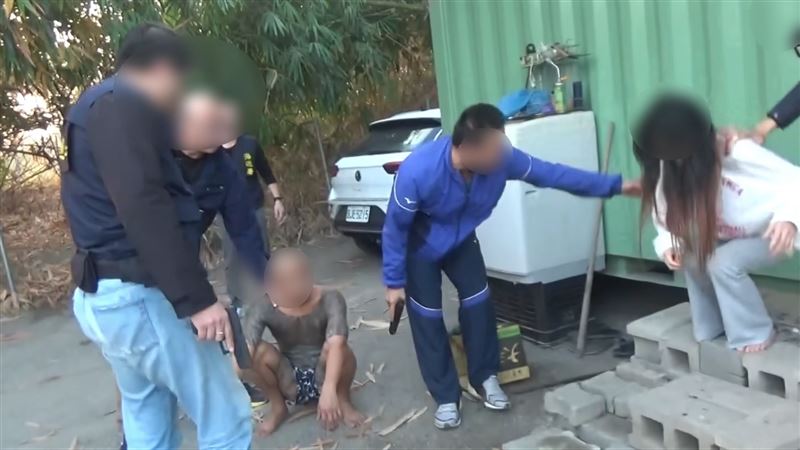 查緝影片曝光!美濃大峽谷破喪屍毒窟
