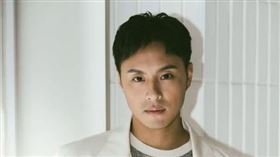 藝人孫其君近年工作重心轉變，從戲劇圈逐步轉向英文教學與多元接案，被外界解讀為「淡出演藝圈」。（圖／翻攝自孫其君IG）