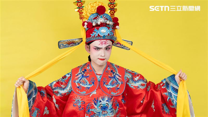 獨/廟會扮田都元帥!竟是超人氣男歌手