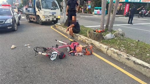 新／嬤騎腳踏車切西瓜　遭小貨車追撞不治