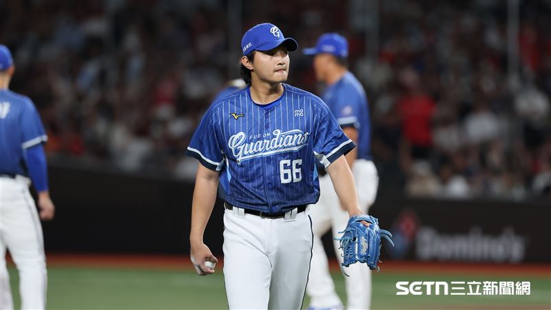 富邦悍將先發投手李東洺主投6.1局退場。（圖／記者劉彥池攝影）