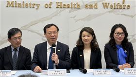 石崇良（左二）表示，表示WHA有11友邦籲邀台灣加入觀察員，歐盟+26國也為我國發聲。（圖／記者簡浩正攝影）