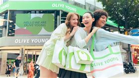 LINE Pay開通韓國OLIVE YOUNG跨境支付，全韓近1,400間門市可享最高20%點數回饋。（圖／LINE Pay提供） 