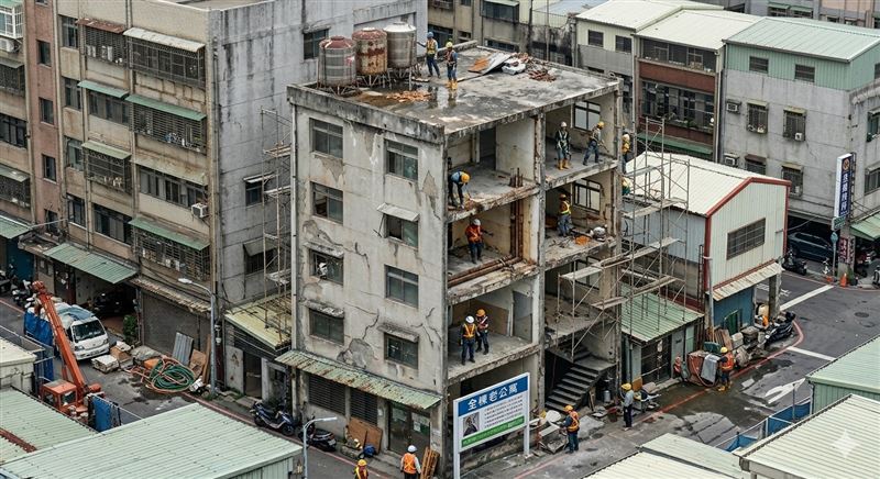 台北市「老宅延壽補助計畫」將於6月1日正式開放申請,8月28日止受理補助申請,受理時間為期三個月每棟最高補助金額可高達960萬元。(示意圖/Gemini AI)