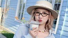 孟美岐近來才跟公司解約。（圖／翻攝自微博）