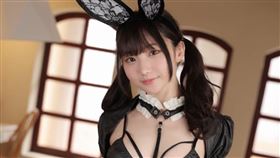 繪戀空捲入無碼爭議。（圖／翻攝自IG @erensora_official）