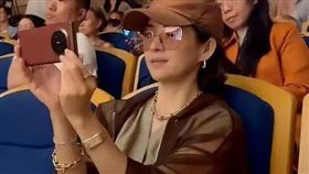 章子怡、汪峰離婚多年，仍同場出席女兒的音樂會。（圖／翻攝自微博）