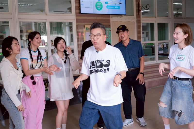 沈玉琳帶主持群，一起前往鄭茵聲的家鄉。(圖／公視台語台提供)