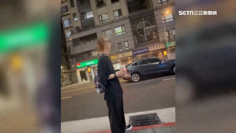 男子態度並不是很好