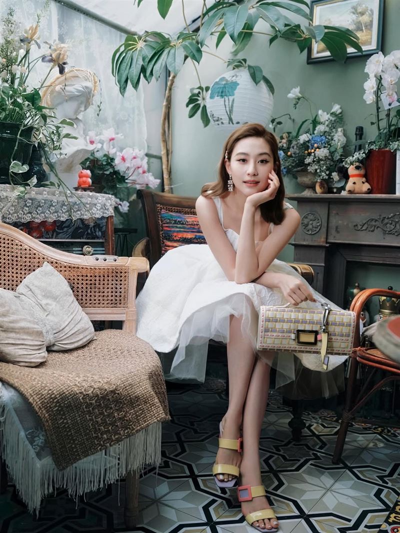 何超蓮是澳門賭王千金。（圖／翻攝自IG @laurinda_ho）