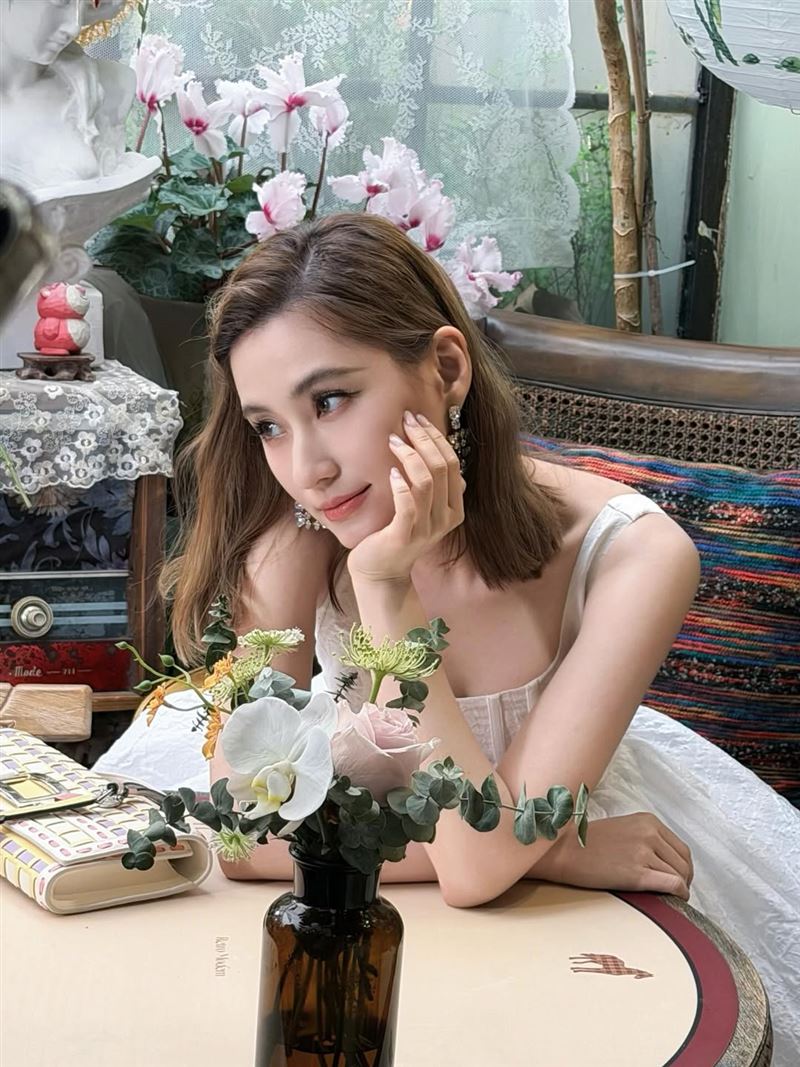 何超蓮是澳門賭王千金。（圖／翻攝自IG @laurinda_ho）