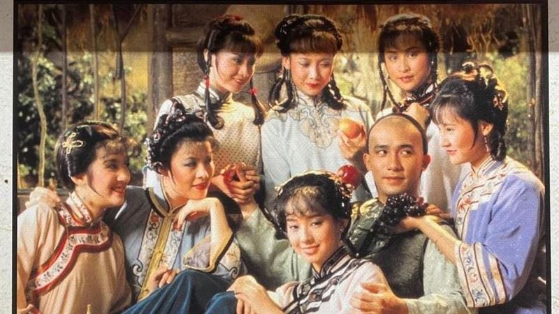 港姐出身的楊思琦因舊作《無名天使3D》重播,再度掀起當年在TVB拍戲的恩怨話題。(圖/翻攝自微博)