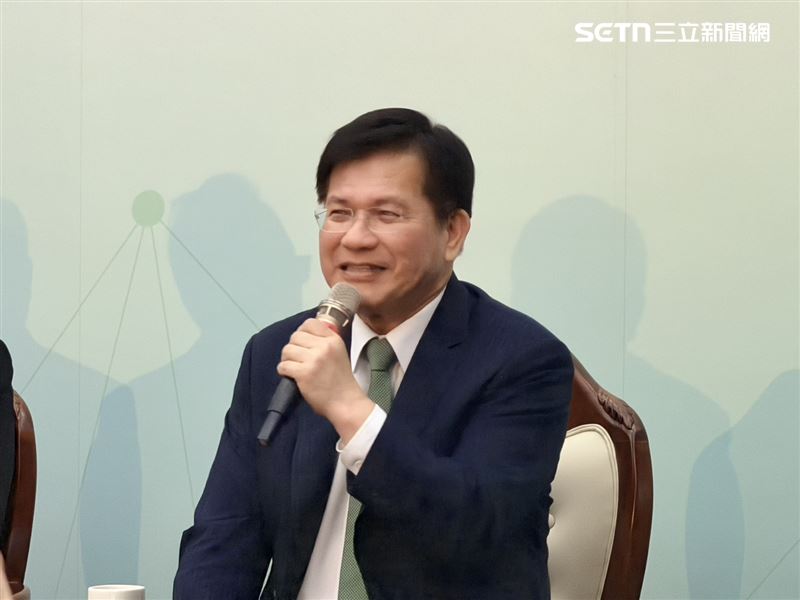 林佳龍回應「偷晶片說」。（圖／記者陳思妤攝影）