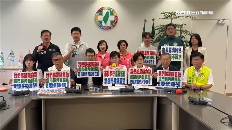 民進黨議員陳俞融質詢市長盧秀燕時遭回嗆「政見一項都沒實現」，綠營質疑是反質詢