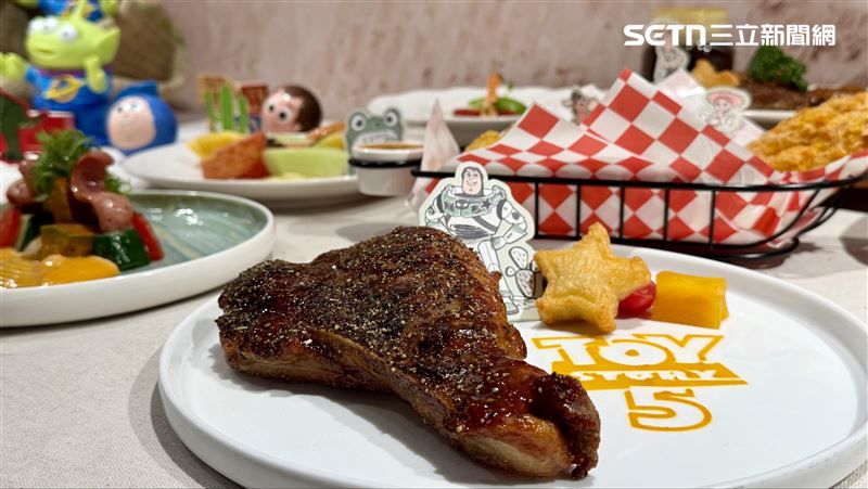 西堤開賣《玩具總動員5》雙人餐!