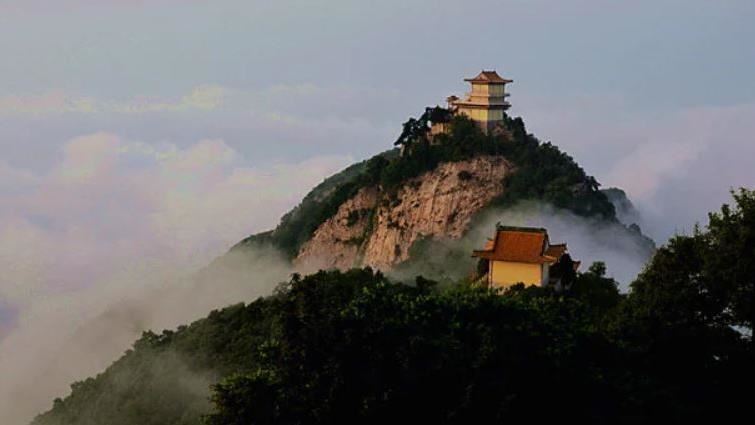 祝壽常講卻不知道？「壽比南山」到底是哪座山？引起網友熱烈討論。圖為終南山。（圖／翻攝自百度百科）