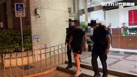 北市張嫌前往卡米地俱樂部丟擲白漆彈，警方循線逮捕蔡姓共犯。（圖／翻攝畫面）