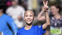百萬YTR簡芝「理成光頭」許伯不知情嚇歪
