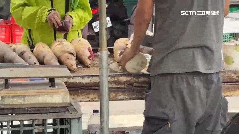 羅姓菜販持刀出言恐嚇清潔隊員