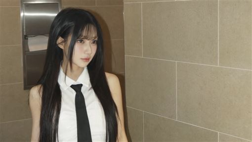 一粒「臉蛋不一樣」疑整形　本人認2改變