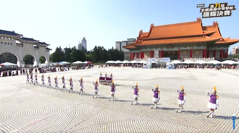 「第九屆全國高級中等學校儀隊決賽」：台南女中（圖／翻攝自青年日報臉書直播）