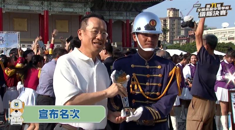「第九屆全國高級中等學校儀隊決賽」，新興高中奪下第三名（圖／翻攝自青年日報臉書直播）