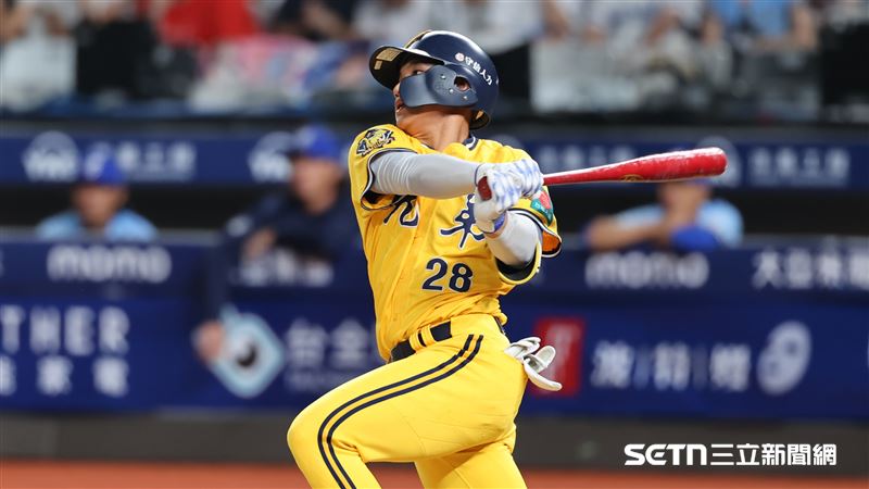 張仁瑋又移防外野 平野認調度「打臉了」