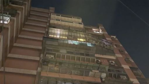 基隆男弒母突墜亡！哥欲護母卻不敵弟攻擊