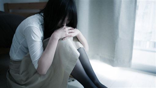 32歲女獨旅遭5男囚禁　餵藥輪暴3天丟路邊