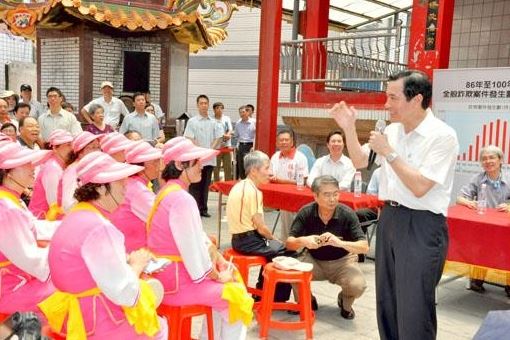 金門迎城隍346年！馬英九曾拜過！浯島城隍廟主委楊耀芸一句話隔海祝福馬英九健康感動萬人。（圖／翻攝自金門日報 楊水詠攝影）